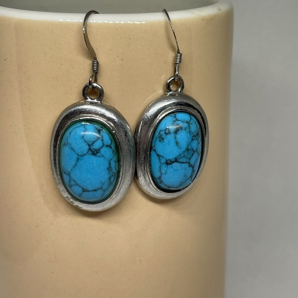 Oval Faux Turquoise Stone Pierced Earrings Silver Tone Shepherd Hook‎ Dangle